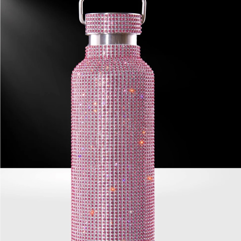 TOMO Pink Rhinestone Water Bottle, Rose Blossom 750ML/25oz New in box! - Picture 6 of 6